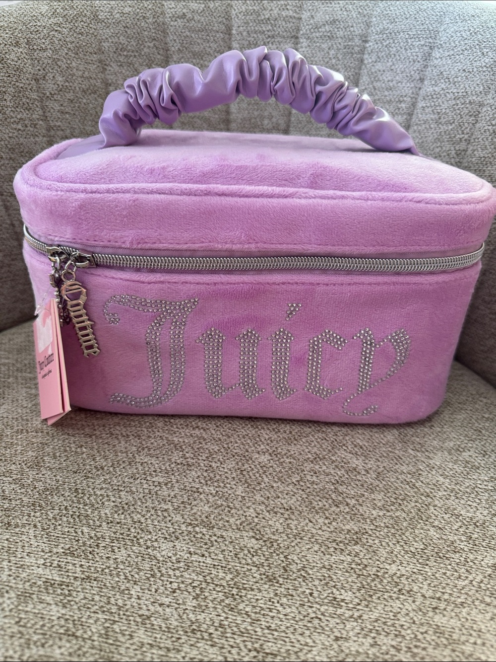 New Juicy Couture Lavender Pink Suede Rhinestone Cosmetic Case